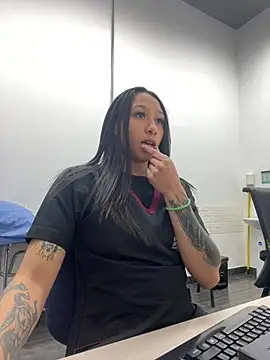 mina harker online show from 04/18/26, 12:31