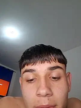 AxelKiran online show from 04/17/26, 11:19