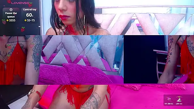 Snapshot of vayolettatto_bigass chatting on 03/20/26, 12:21 vayolettatto bigass online show from 03/20/26, 12:21