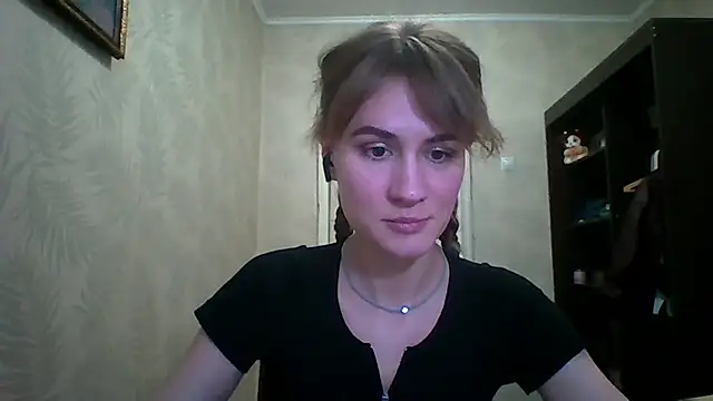 ElenoreHolguin online show from 03/28/26, 03:11