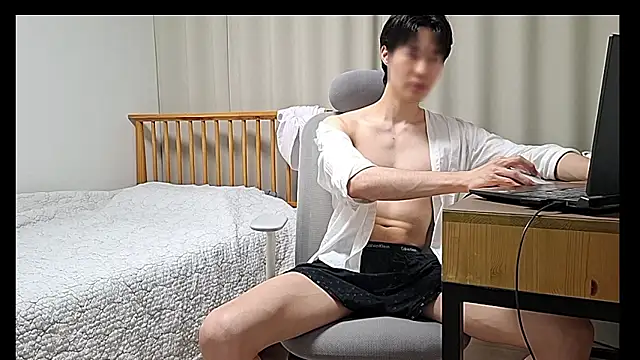 Snapshot of playxh11 chatting on 07/09/26, 02:21 playxh11 online show from 07/09/26, 02:21