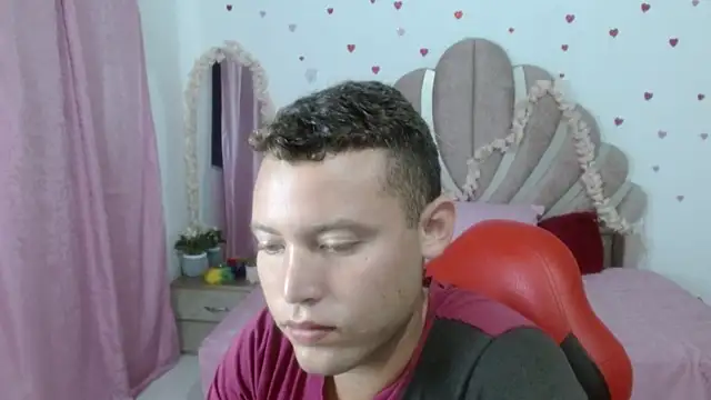 Snapshot of sven_fox723 chatting on 06/09/26, 01:12 sven fox723 online show from 06/09/26, 01:12