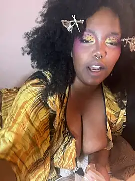 Snapshot of juicy_janet chatting on 06/11/26, 04:54 juicy janet online show from 06/11/26, 04:54