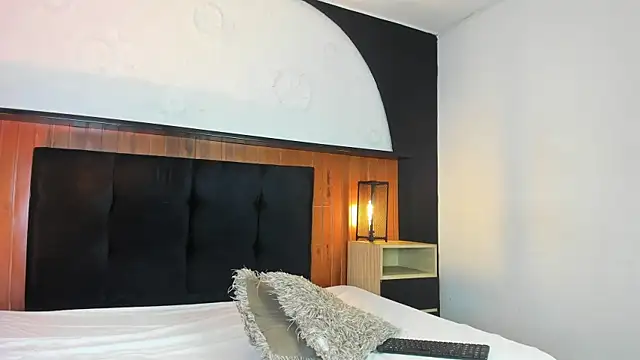 Skinny Mac online show from 03/27/26, 01:11