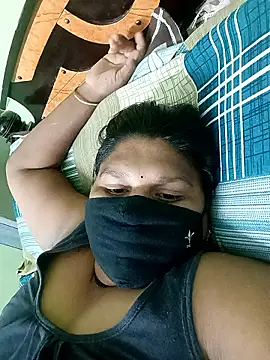 Snapshot of telugutanuja_ chatting on 04/21/26, 01:53 telugutanuja online show from 04/21/26, 01:53