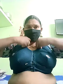 Snapshot of telugutanuja_ chatting on 04/23/26, 04:35 telugutanuja online show from 04/23/26, 04:35