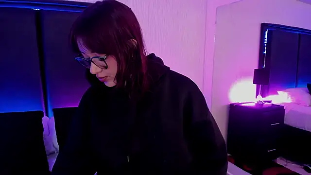 LilithBluum online show from 04/10/26, 11:37