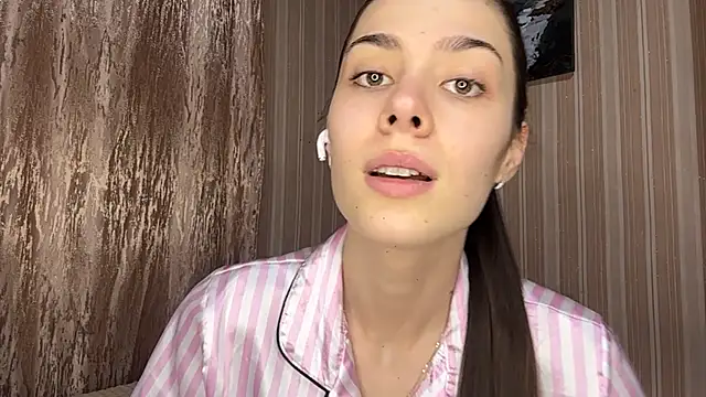 AylaLust online show from 04/09/26, 12:21