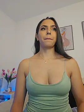 Victoria Evanss online show from 05/13/26, 10:17