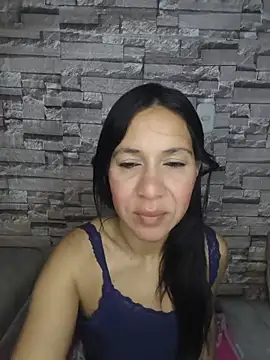 Snapshot of Camillemonroe_ chatting on 07/18/26, 08:07 Camillemonroe online show from 07/18/26, 08:07