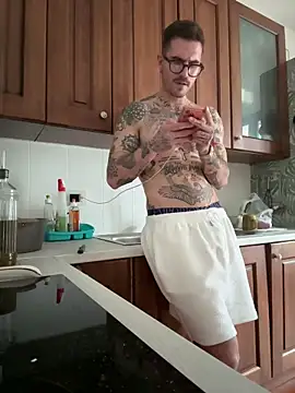 matC of online show from 03/21/26, 04:43