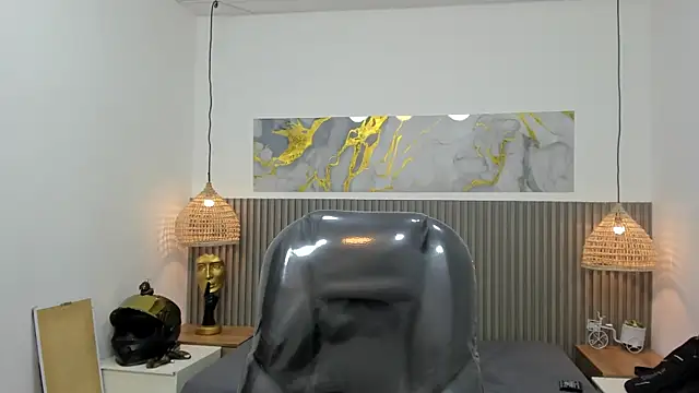 AlessandroFranco online show from 04/29/26, 01:37