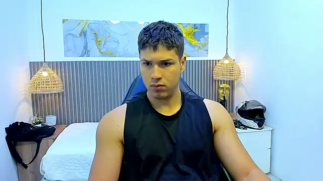 Snapshot of AlessandroFranco chatting on 07/25/26, 12:14 AlessandroFranco online show from 07/25/26, 12:14