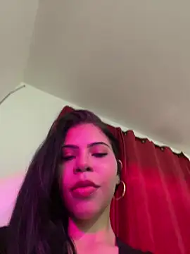 MiaReidd online show from 03/18/26, 09:56