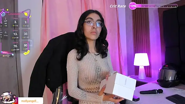 Molly A online show from 04/28/26, 03:39