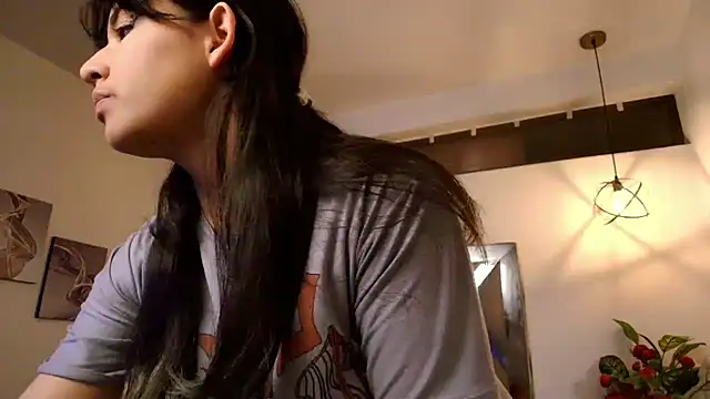 Snapshot of Liily_Foxxy chatting on 07/17/26, 11:06 Liily Foxxy online show from 07/17/26, 11:06