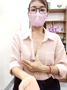 Mai phuong online show from 04/21/26, 07:25