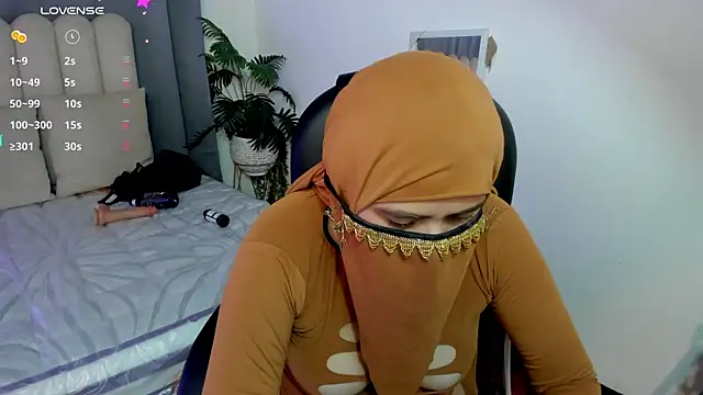 Snapshot of bahiya_aziz chatting on 06/06/26, 01:05 bahiya aziz online show from 06/06/26, 01:05