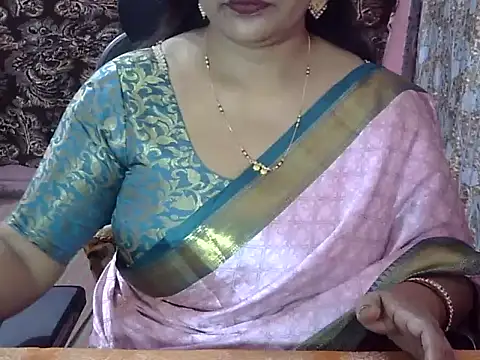 Snapshot of PINKI_012 chatting on 03/21/26, 08:19 PINKI 012 online show from 03/21/26, 08:19