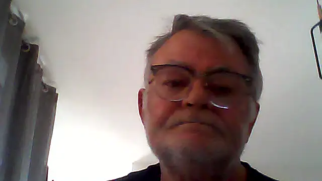 Snapshot of oura chatting on 05/16/26, 07:05 oura online show from 05/16/26, 07:05