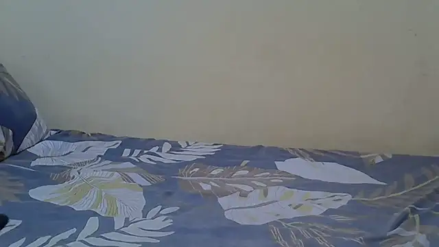laura-lover online show from 05/02/26, 02:44