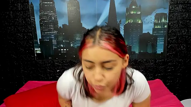 PinkyyPieee  online show from 04/07/26, 02:39