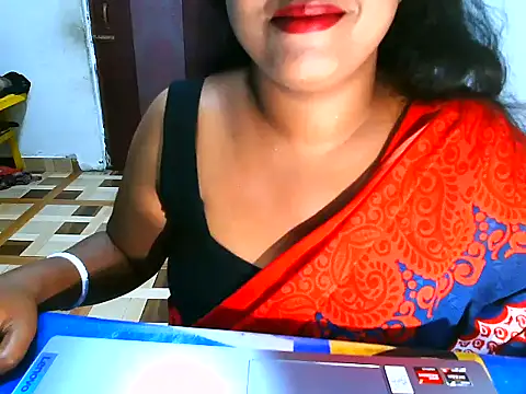 Snapshot of IamRiva chatting on 03/18/26, 10:24 IamRiva online show from 03/18/26, 10:24