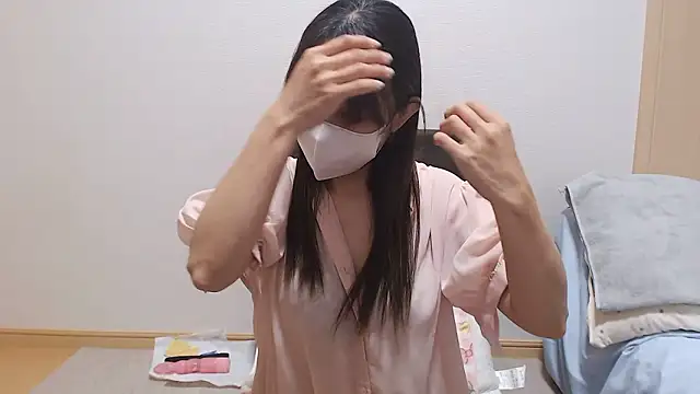 rin rin072 online show from 05/18/26, 10:10