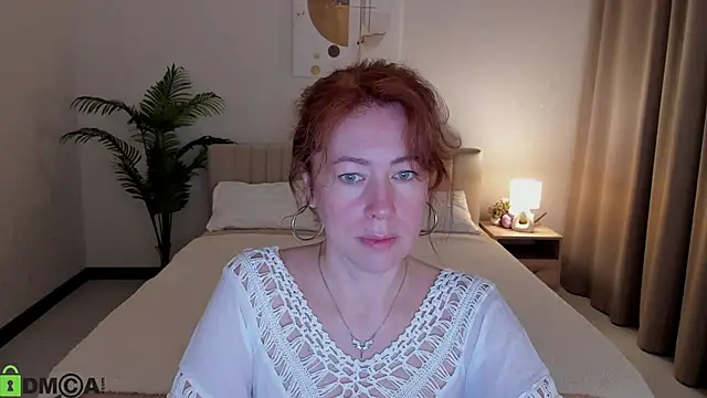 Snapshot of LeticiaRomano chatting on 05/24/26, 03:55 LeticiaRomano online show from 05/24/26, 03:55