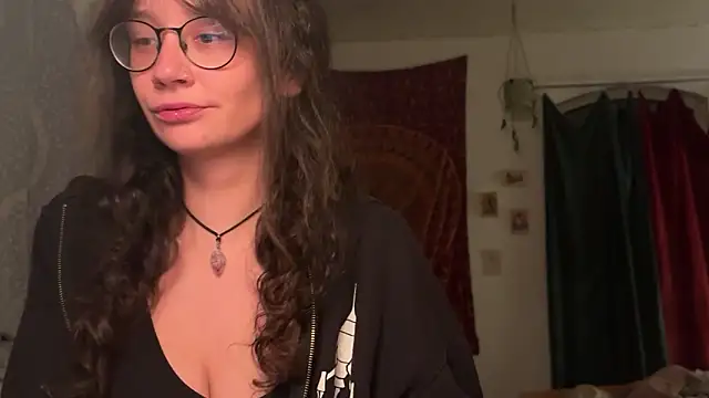nyxo  online show from 05/12/26, 08:28