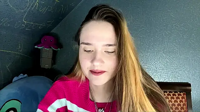 Snapshot of CarmelaLiebherr chatting on 03/19/26, 04:11 CarmelaLiebherr online show from 03/19/26, 04:11