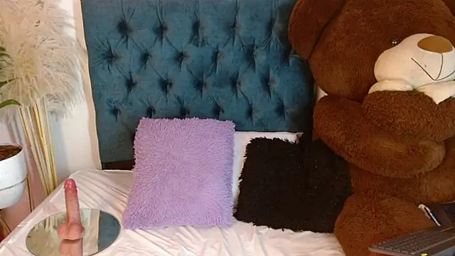 Rebeldana online show from 04/18/26, 10:52