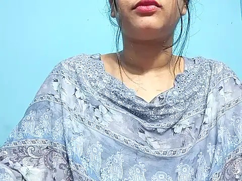 Emma 4433 online show from 04/08/26, 05:02