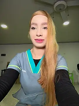 Isabella gaviria online show from 04/10/26, 12:16