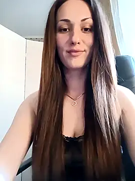 LunaCrystall online show from 05/03/26, 04:02