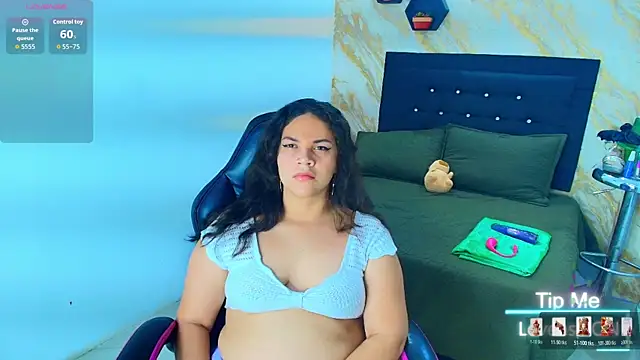 scarlettt  joness online show from 04/01/26, 03:07