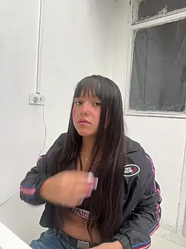 Snapshot of Danni_teen chatting on 03/16/26, 01:26 Danni teen online show from 03/16/26, 01:26