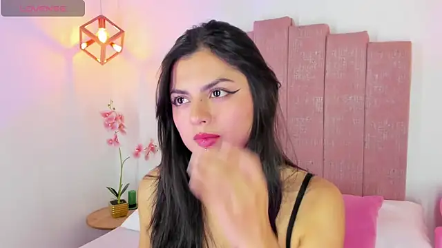 Zoee Kravitz online show from 03/20/26, 10:03