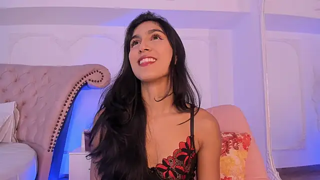 LucianaBlanco  online show from 05/06/26, 08:25