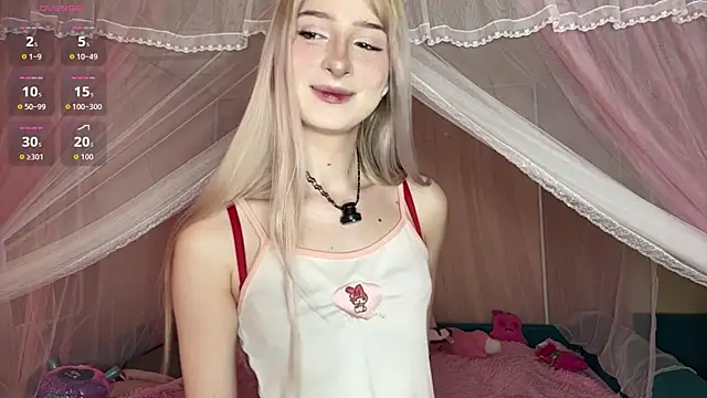 OnlyEva1 online show from 05/25/26, 08:42