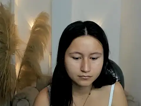 isabella grace18 online show from 04/10/26, 01:49
