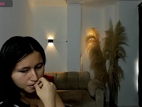 isabella grace18 online show from 04/22/26, 01:01