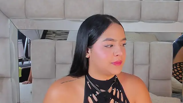 Snapshot of VIOLETWILLIANS chatting on 03/13/26, 07:42 VIOLETWILLIANS online show from 03/13/26, 07:42