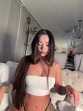 amy  laurie online show from 04/19/26, 04:01