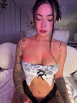 amy  laurie online show from 04/21/26, 02:37