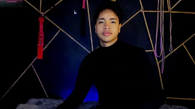 Snapshot of Lee_Colee chatting on 05/24/26, 01:10 Lee Colee online show from 05/24/26, 01:10