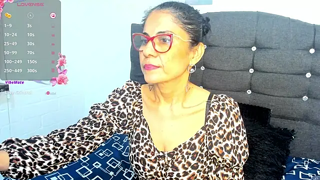 Antonella Rizzo01 online show from 05/27/26, 01:57