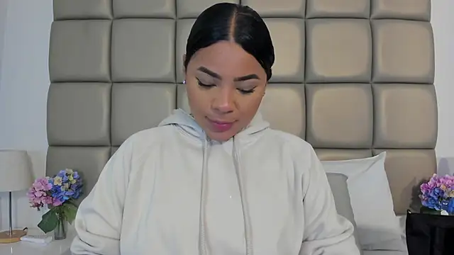 Snapshot of lilly_williamss chatting on 06/10/26, 03:29 lilly williamss online show from 06/10/26, 03:29