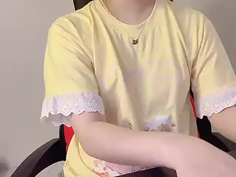 hunhun122 online show from 04/28/26, 03:39