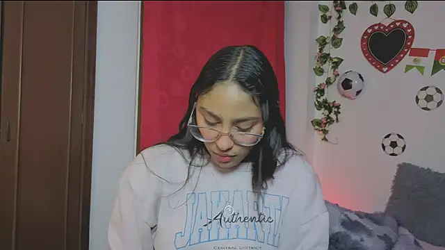 PaulaCutexs online show from 07/01/26, 04:25